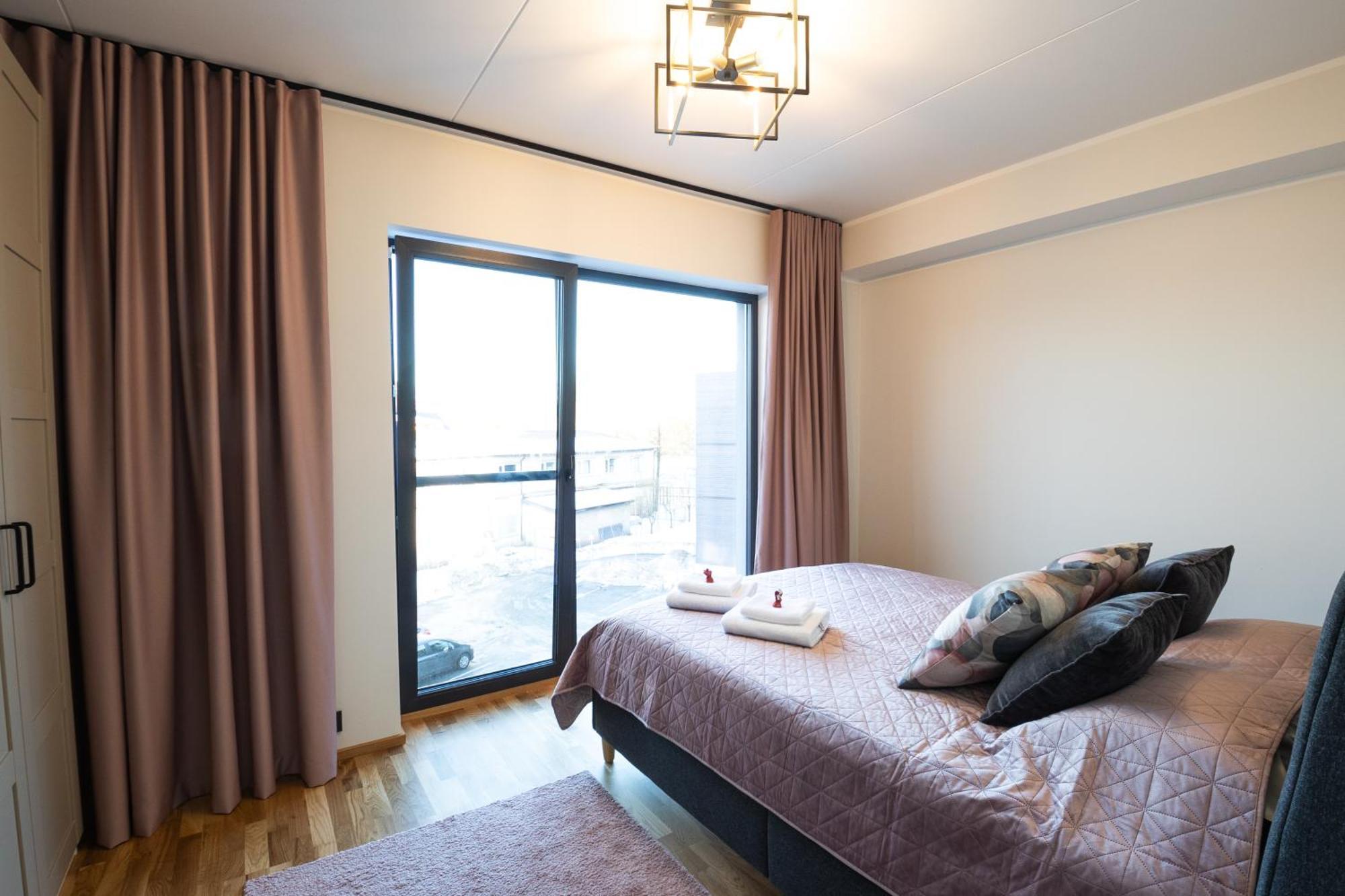 R64 Premium Apartments Тарту Экстерьер фото